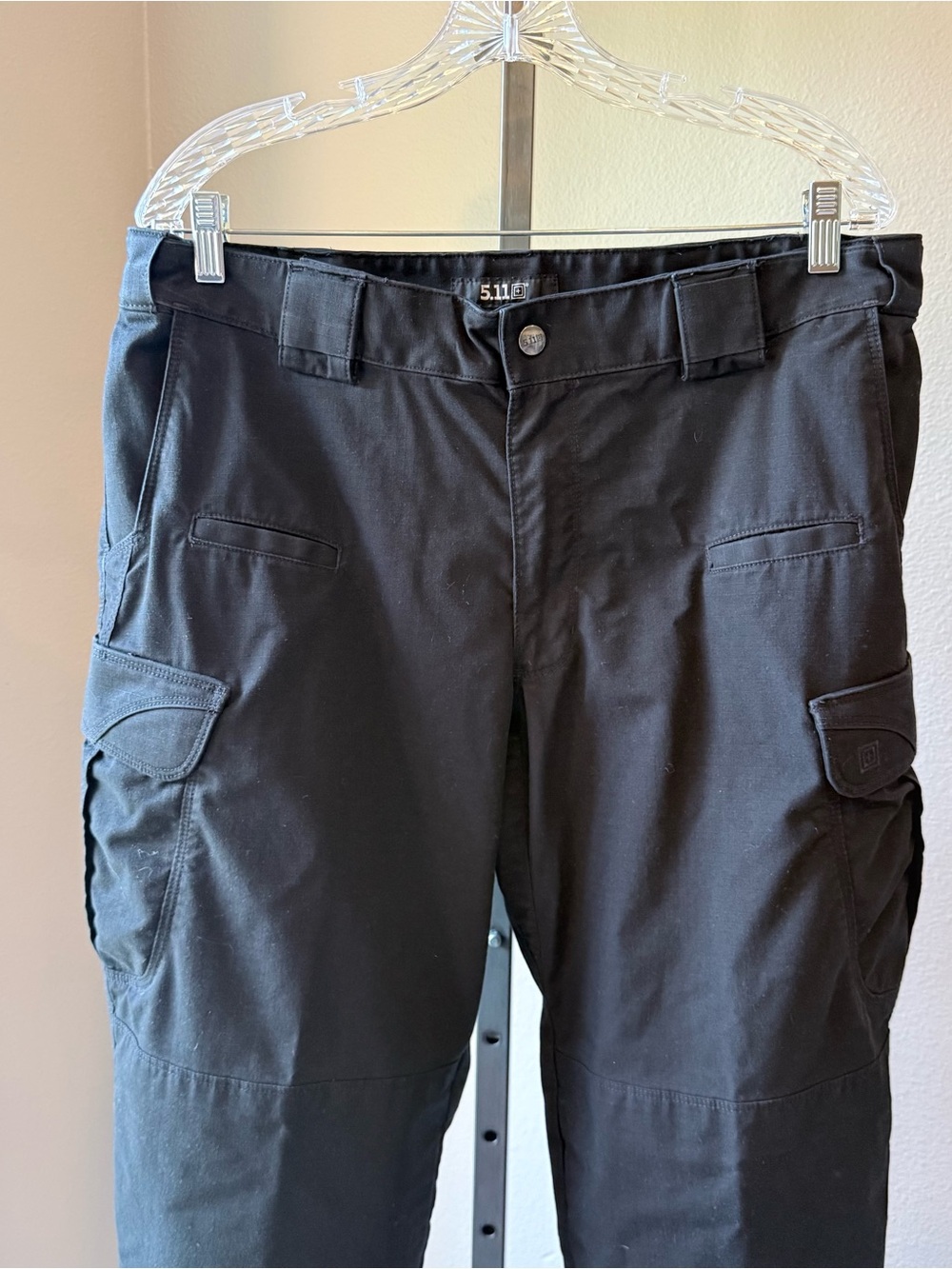 5.11 Tactical Stryke Cargo Pants Men’s 36x30 Black Flex-Tac Tactical Work - Picture 2 of 10